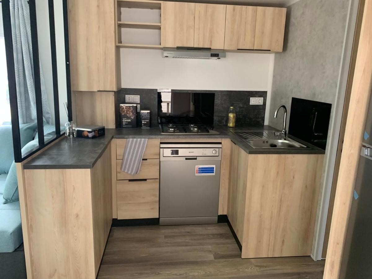 Envie D Un Break De Paysages Sauvages Et De Nature Ce Mobile Neuf Confort Climatise Idealement Situe Au Bord De L Eau Dans Un 4 Etoiles Vous Attend Pour Un Week End Quelques Jours Ou Des En Famille Camping *